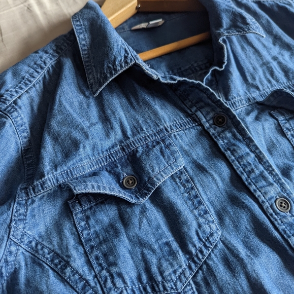 Pre-loved Iconic Western Style Button-Down Shirt - Picture 7 of 10